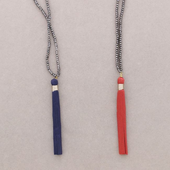 COLLAR LARGO CUENTAS FACETADAS COLG. FLECO