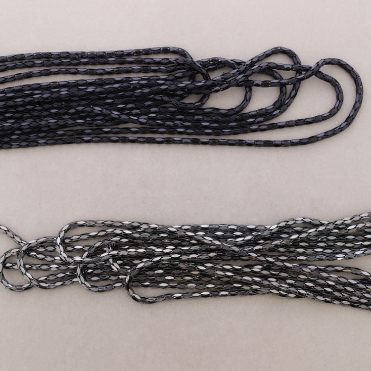 LONG METAL CHAIN ??NECKLACE 2