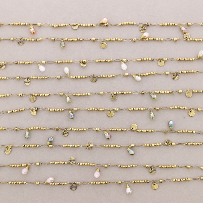 LONG NECKLACE WITH METAL BEADS FACETED CRYSTALS