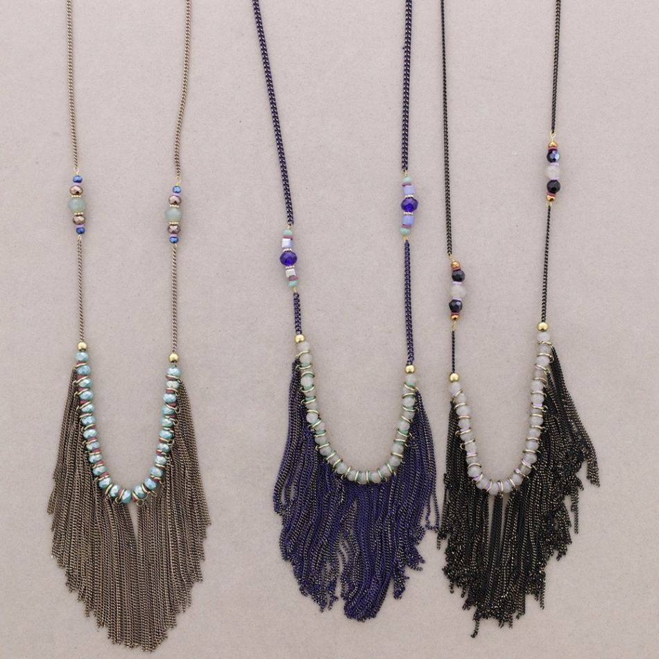 LONG NECKLACE WITH FRINGES