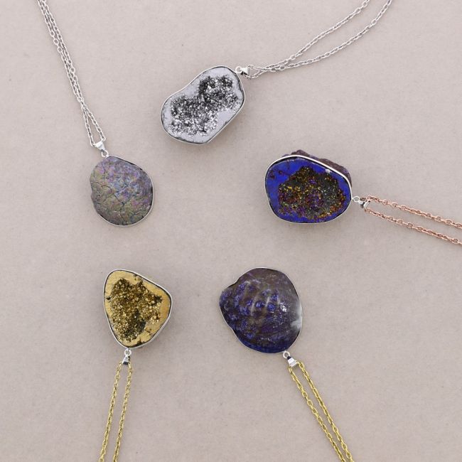 LONG PENDANT NECKLACE MINERAL
