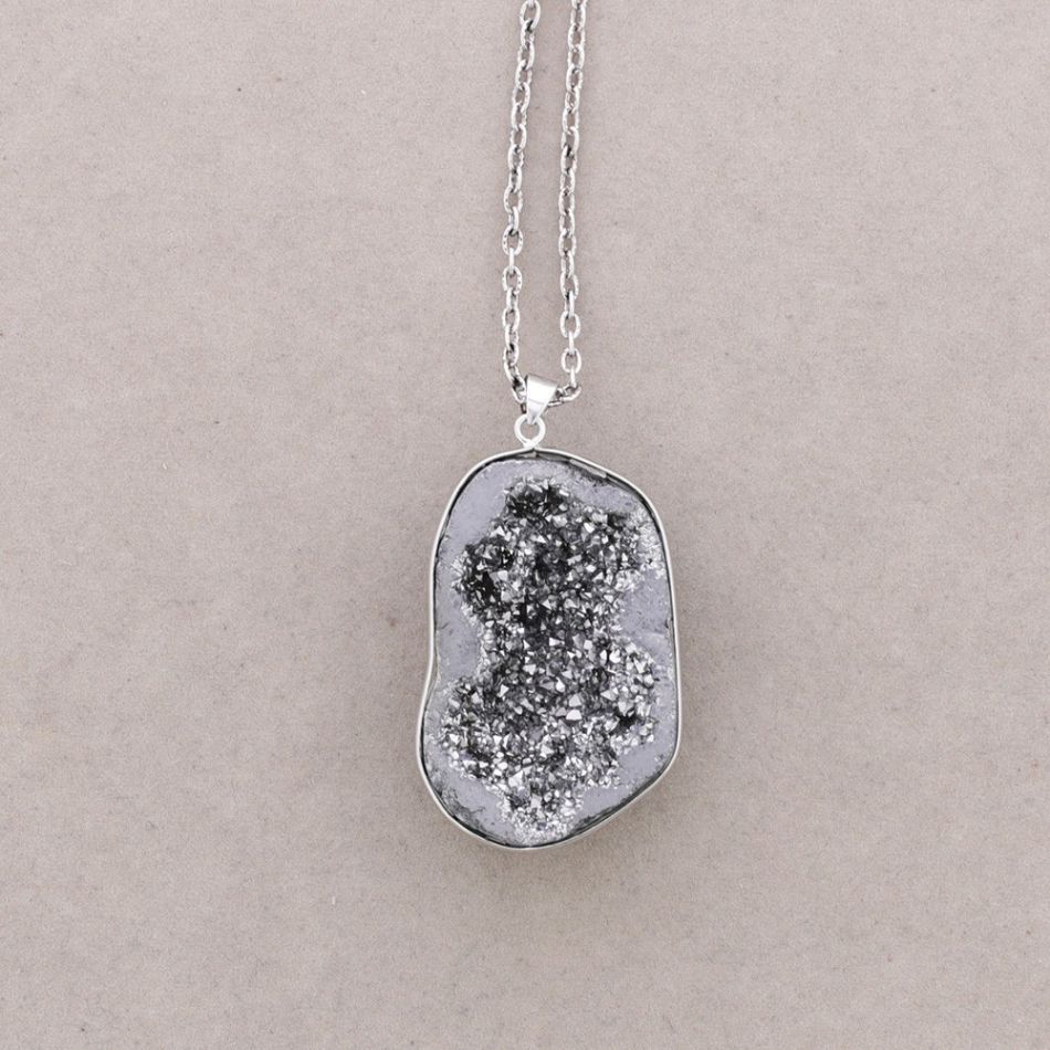 LONG PENDANT NECKLACE MINERAL