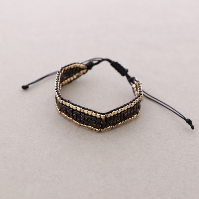PULSERA MACRAMÉ CUENTAS