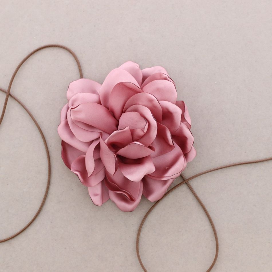 FABRIC FLOWER SHORT NECKLACE