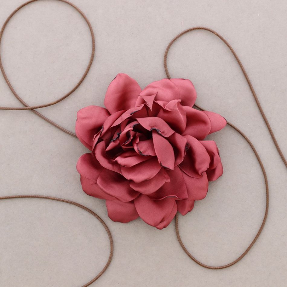 FABRIC FLOWER SHORT NECKLACE