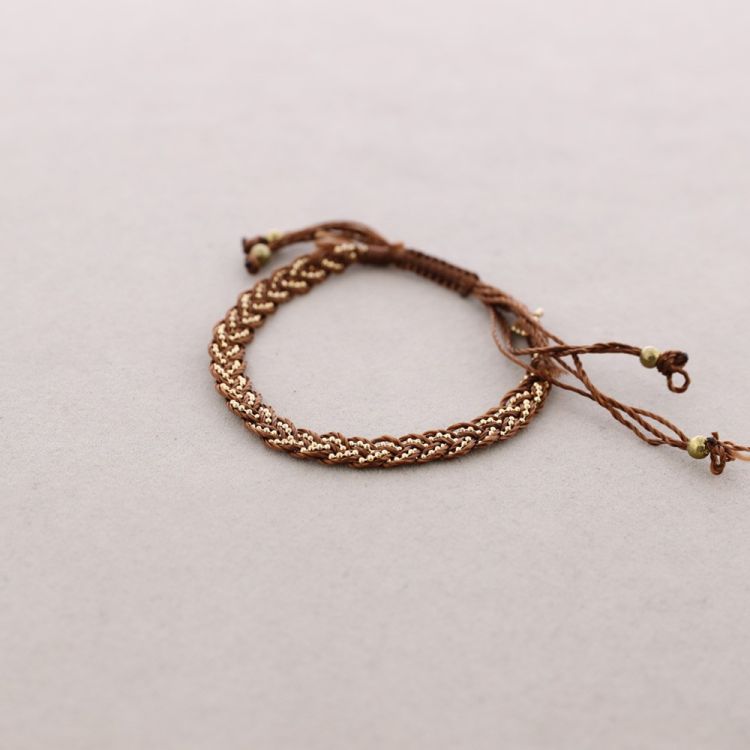 PULSERA TRENZADA MACRAMÉ
