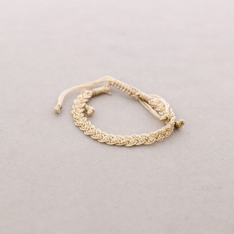 PULSERA TRENZADA MACRAMÉ 2