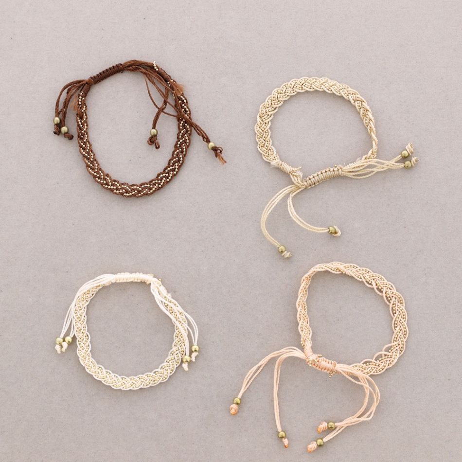 MACRAMÉ BRAIDED BRACELET