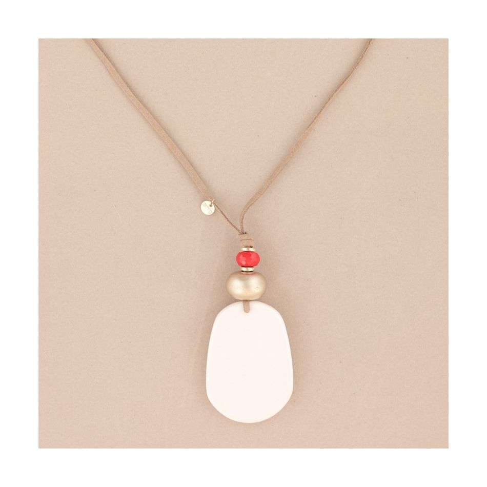 COLLAR LARGO COLGANTE RESINA