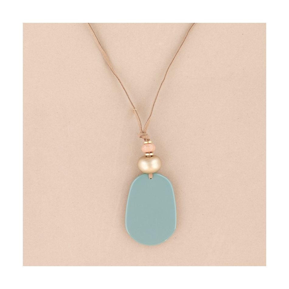 LONG RESIN PENDANT NECKLACE