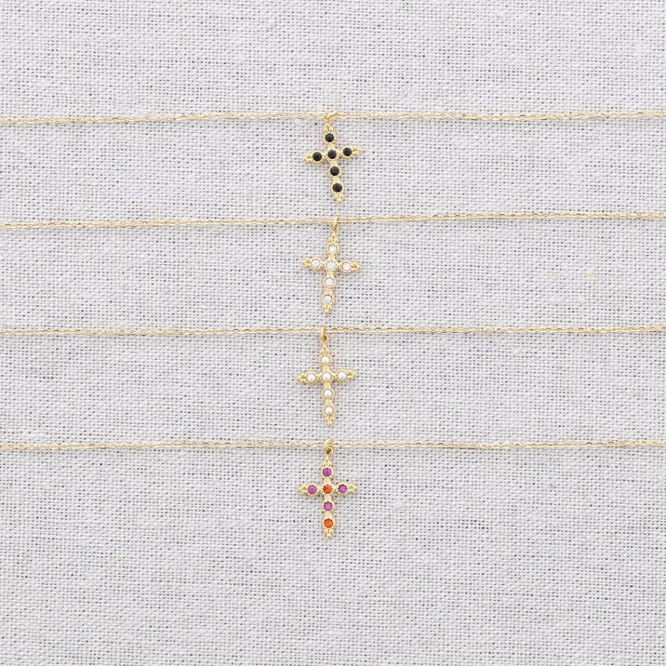 STEEL CROSS CRYSTAL SHORT NECKLACE