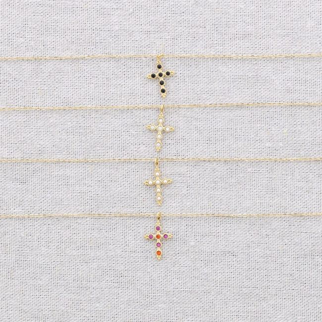 STEEL CROSS CRYSTAL SHORT NECKLACE