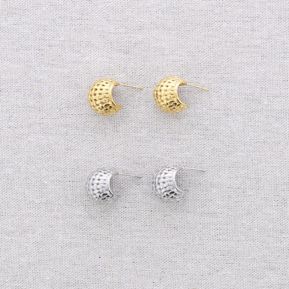 IRREGULAR HOOP STEEL EARRINGS