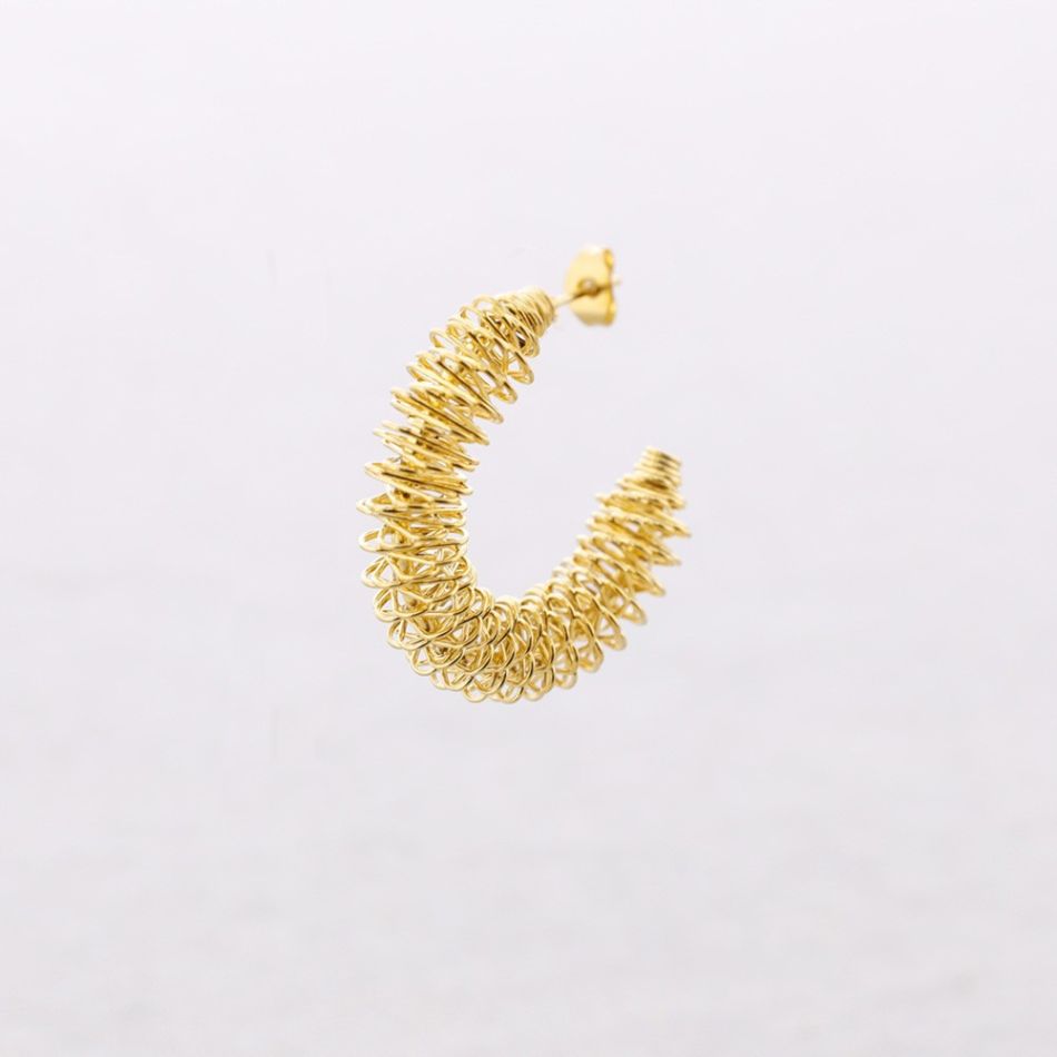 STEEL HOOP WIRE EARRINGS