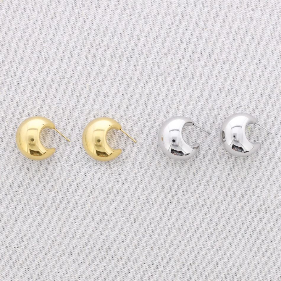 IRREGULAR HOOP STEEL EARRINGS