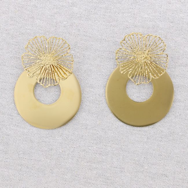 STEEL FLOWER DONUT PENDANT EARRINGS