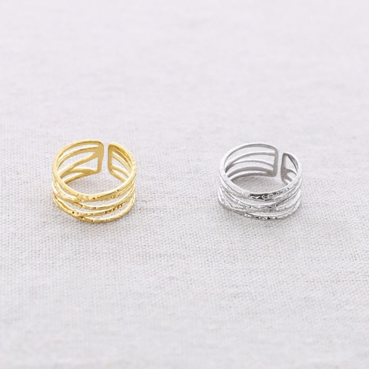 STEEL RING INTERLACED STRIPS 2