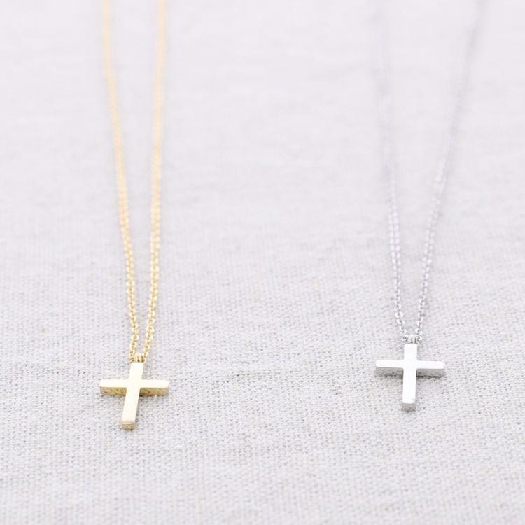 STEEL CHOKER WITH CROSS PENDANT 2