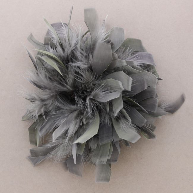 FEATHER BROOCH (ASSORTED SIZES)