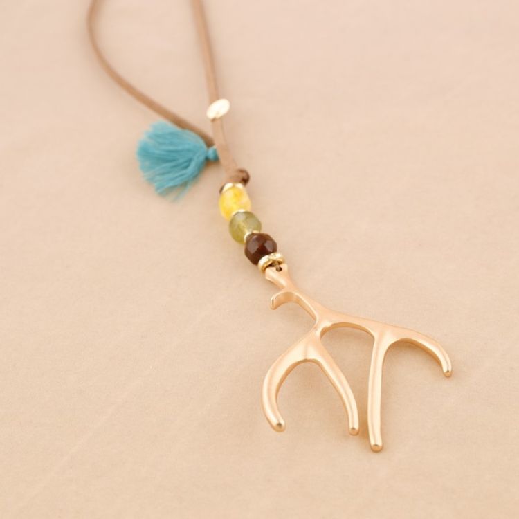 LONG METAL PENDANT NECKLACE