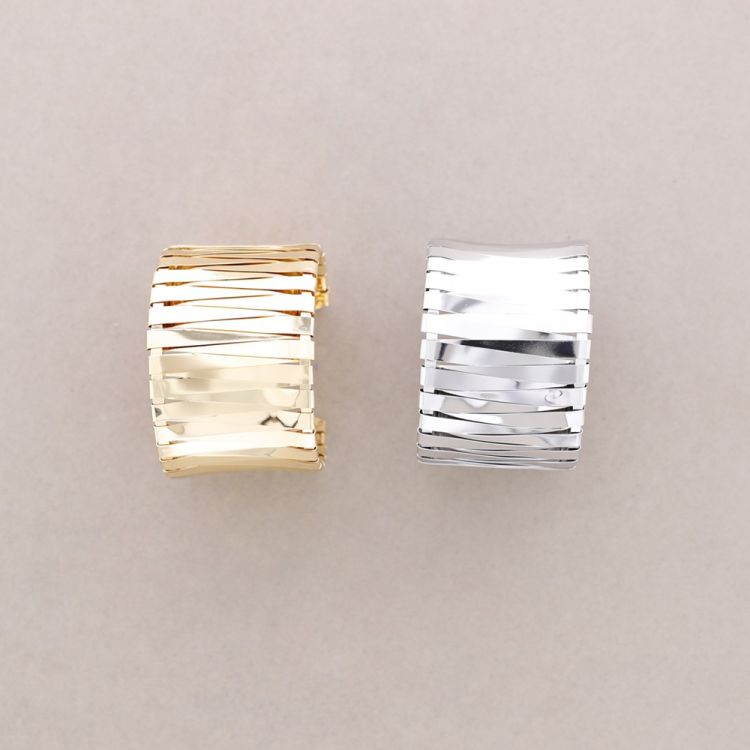 ADJUSTABLE METAL BRACELET 2