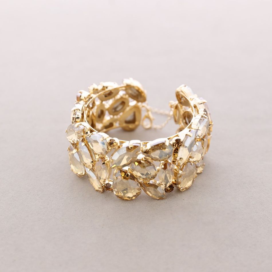 METAL BRACELET WITH CRYSTALS