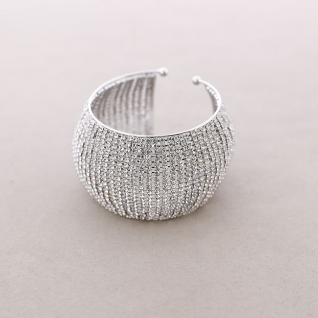 WIDE METAL BRACELET WITH CRYSTALS