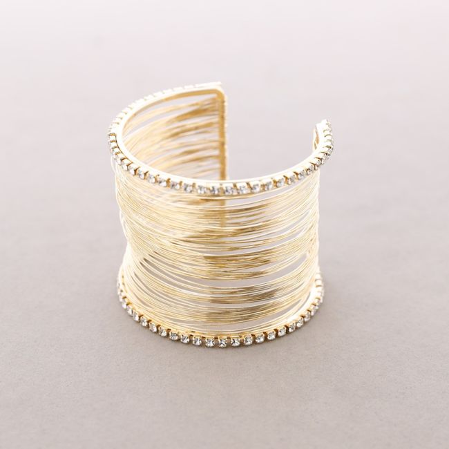 ADJUSTABLE METAL BRACELET WITH CRYSTALS