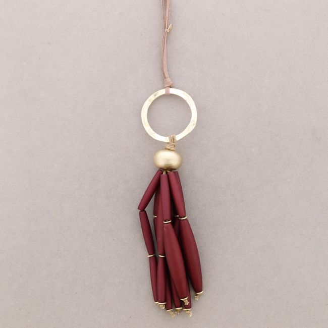 COLLAR LARGO COLGANTE ANILLA METAL CUENTAS RESINA