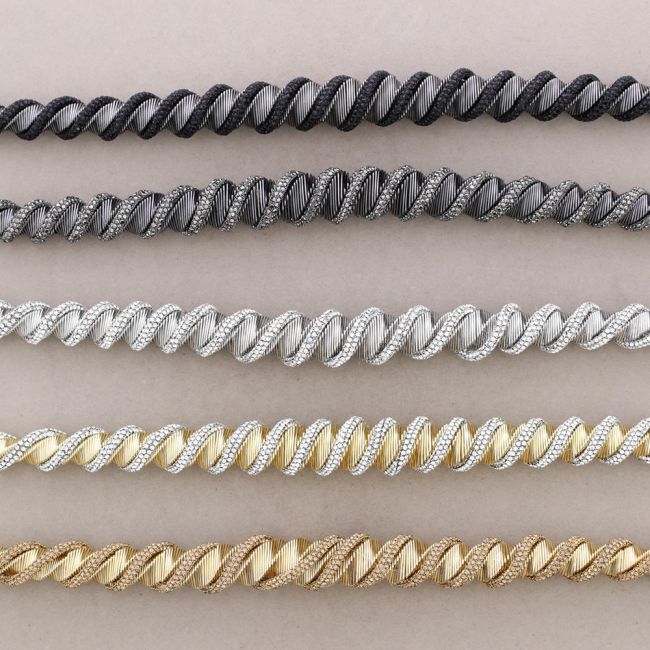 GARGANTILLA METAL BRILLANTES