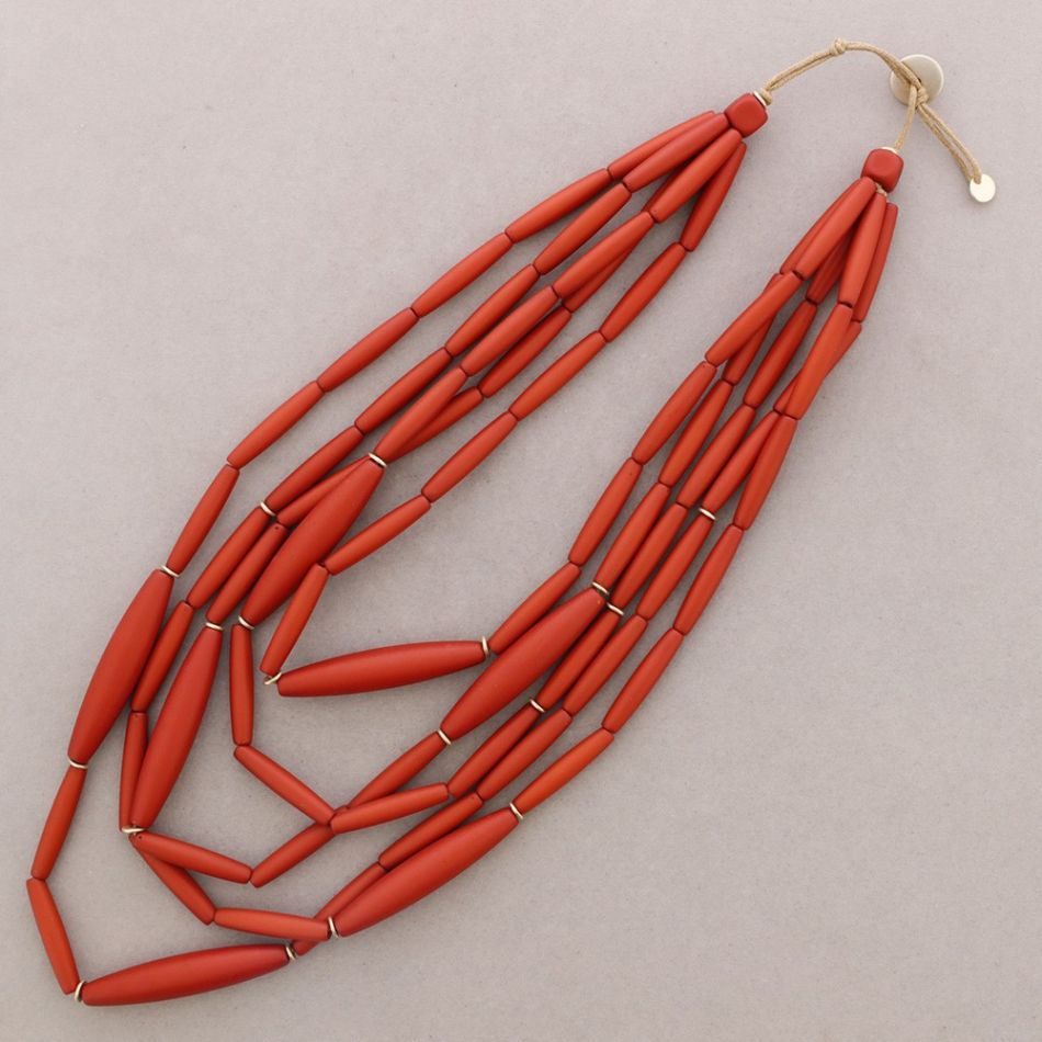 FIVE STRIP RESIN BEAD NECKLACE