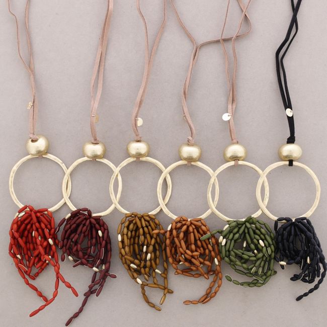 LONG RESIN BEAD PENDANT NECKLACE
