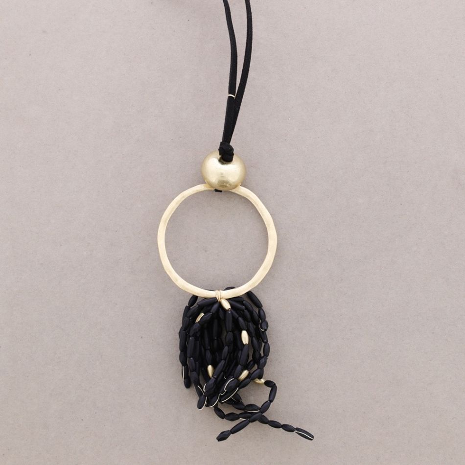 LONG RESIN BEAD PENDANT NECKLACE
