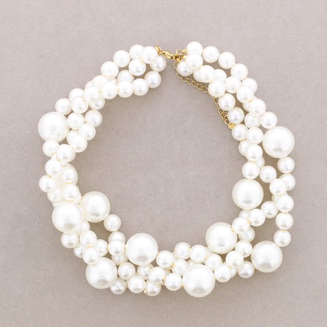 PEARL FINISH BALL SHORT NECKLACE