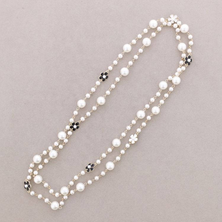 LONG BALL NECKLACE PEARL FINISH FLOWERS METAL ENAMEL