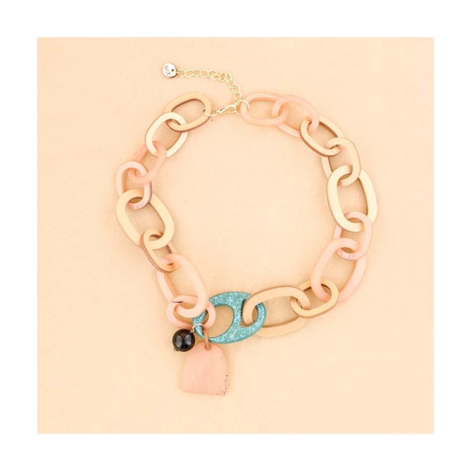 PENDANT RESIN LINKS SHORT NECKLACE