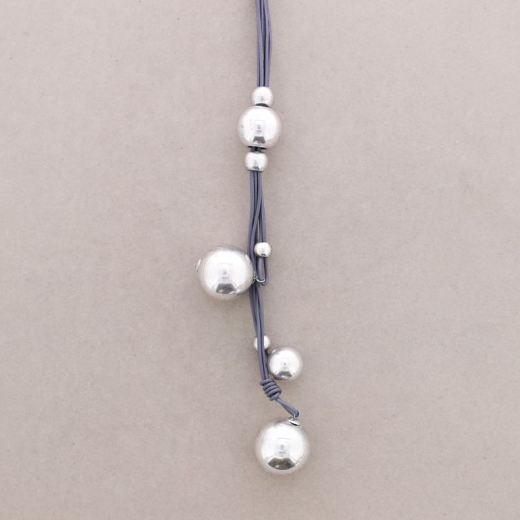 COLLAR LARGO CUERO CUENTAS 2