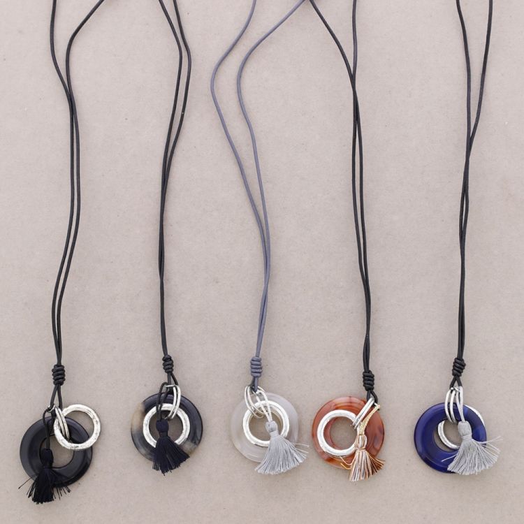 LONG PENDANT NECKLACE STONE FRINGES 2