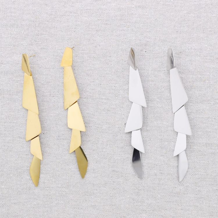 PENDIENTES ACERO FORMAS GEOMÉTRICAS 2