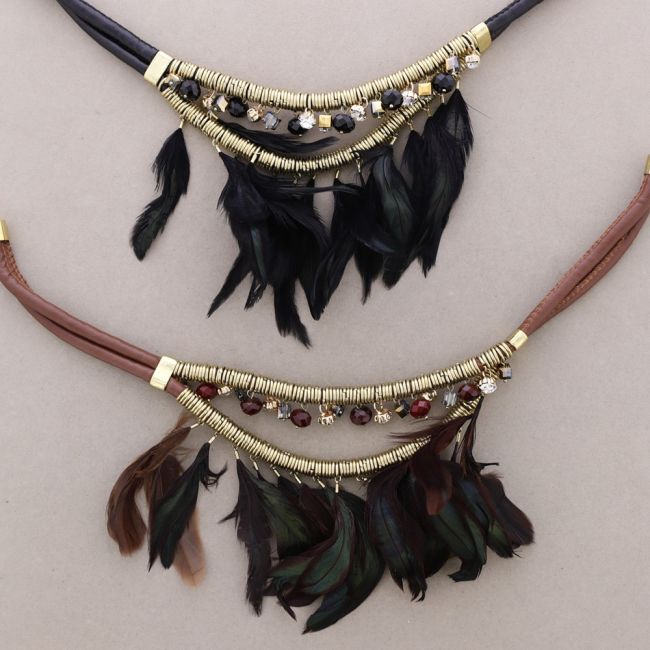 DELUXE ETHNIC CHOKER