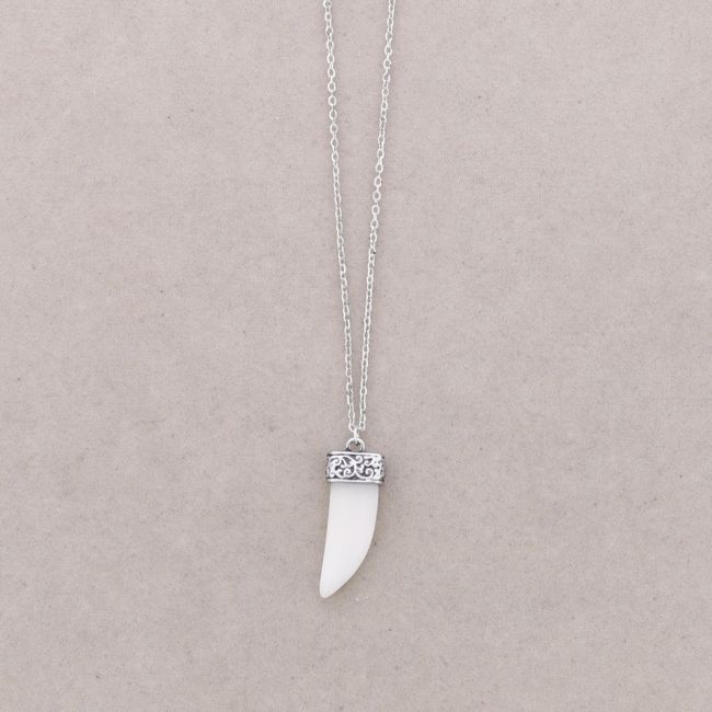 COLLAR LARGO FINO COLG. CUERNO