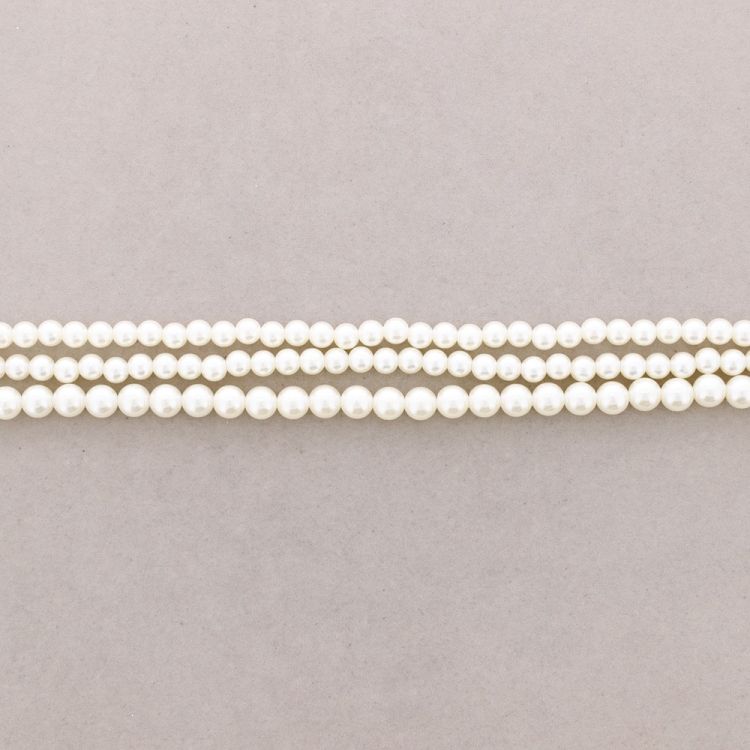 THREE ROWS BALL SHORT NECKLACE WITH PEARL FINISH 2