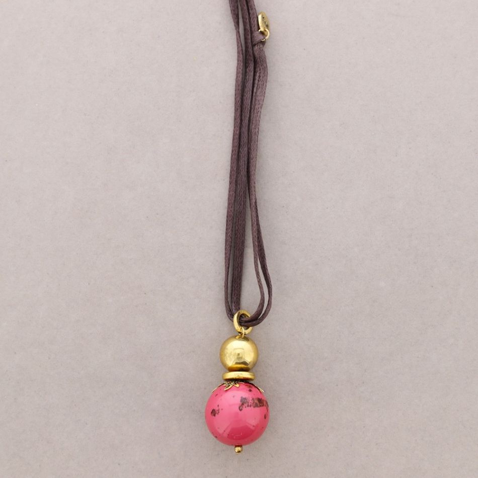 COLLAR LARGO COLG.METAL RESINA