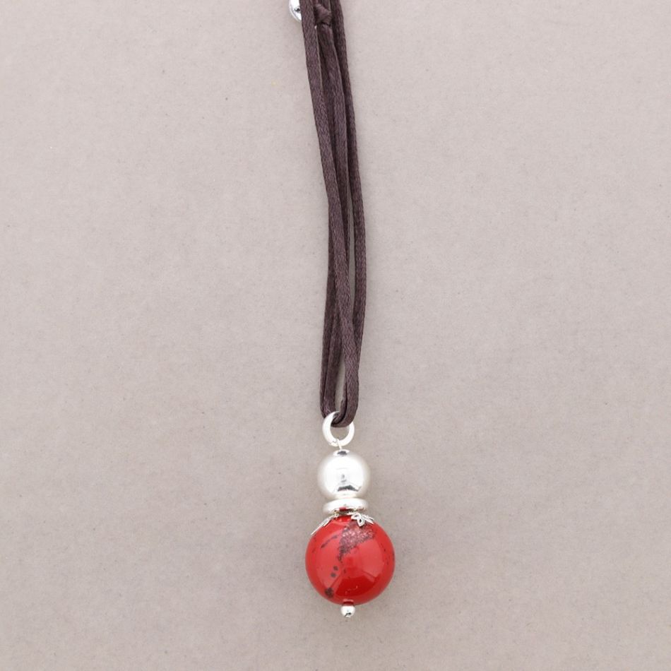 COLLAR LARGO COLG.METAL RESINA