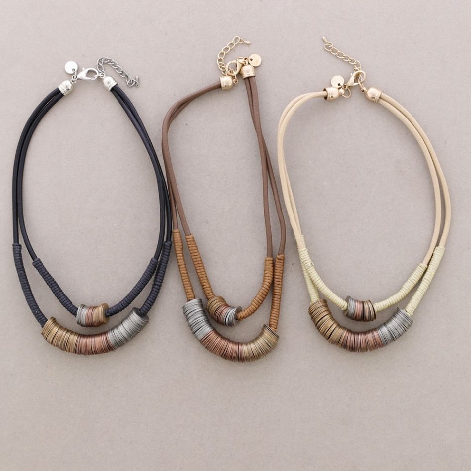 LEATHER CHOKER PLATES