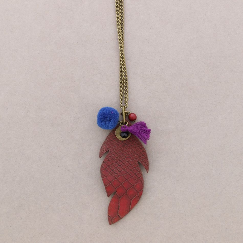 LONG NECKLACE WITH LEATHER BEADS