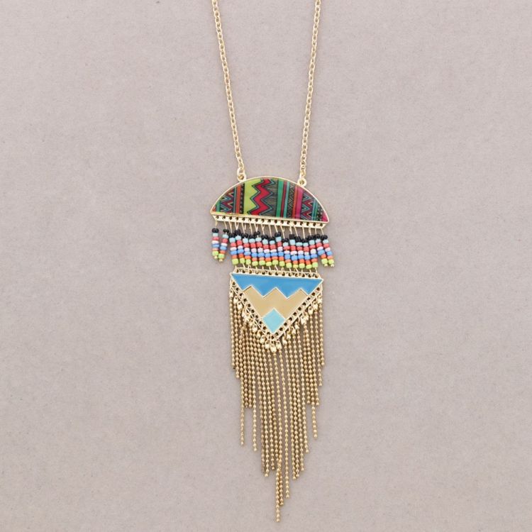 COLLAR LARGO COLG. METAL ESMALTE FLECOS
