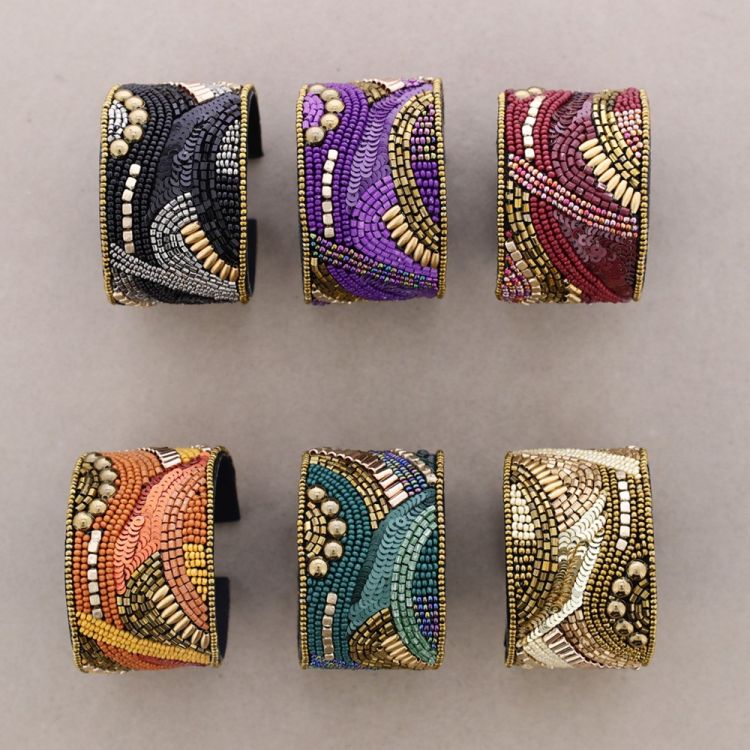 ADJUSTABLE SEQUIN BRACELET 2