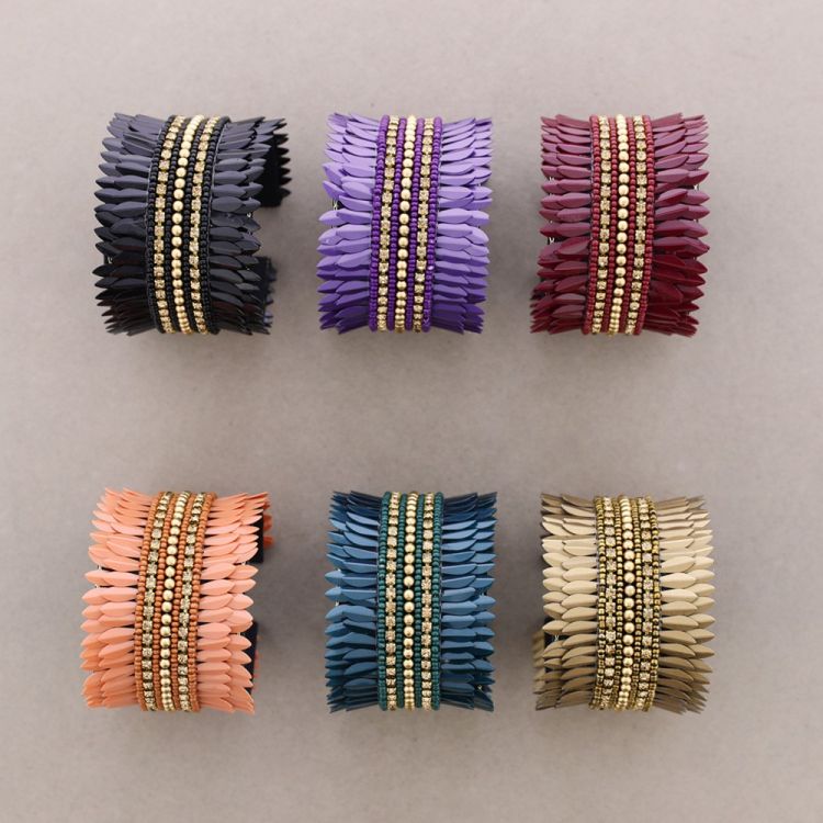 ADJUSTABLE SEQUIN BRACELET 2