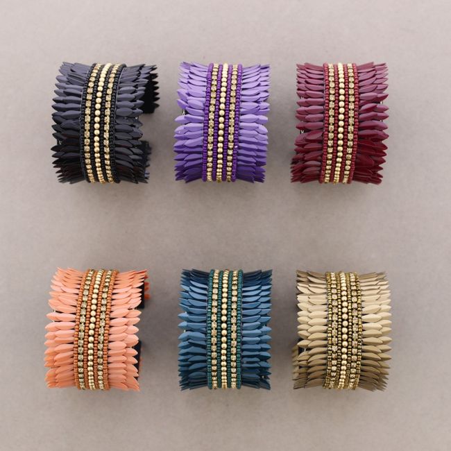 ADJUSTABLE SEQUIN BRACELET